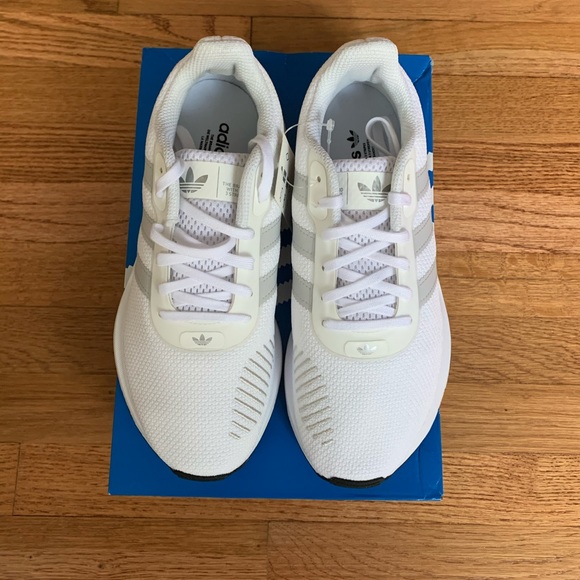 Adidas Swift Run RF Women’s Shoes - Picture 4 of 7